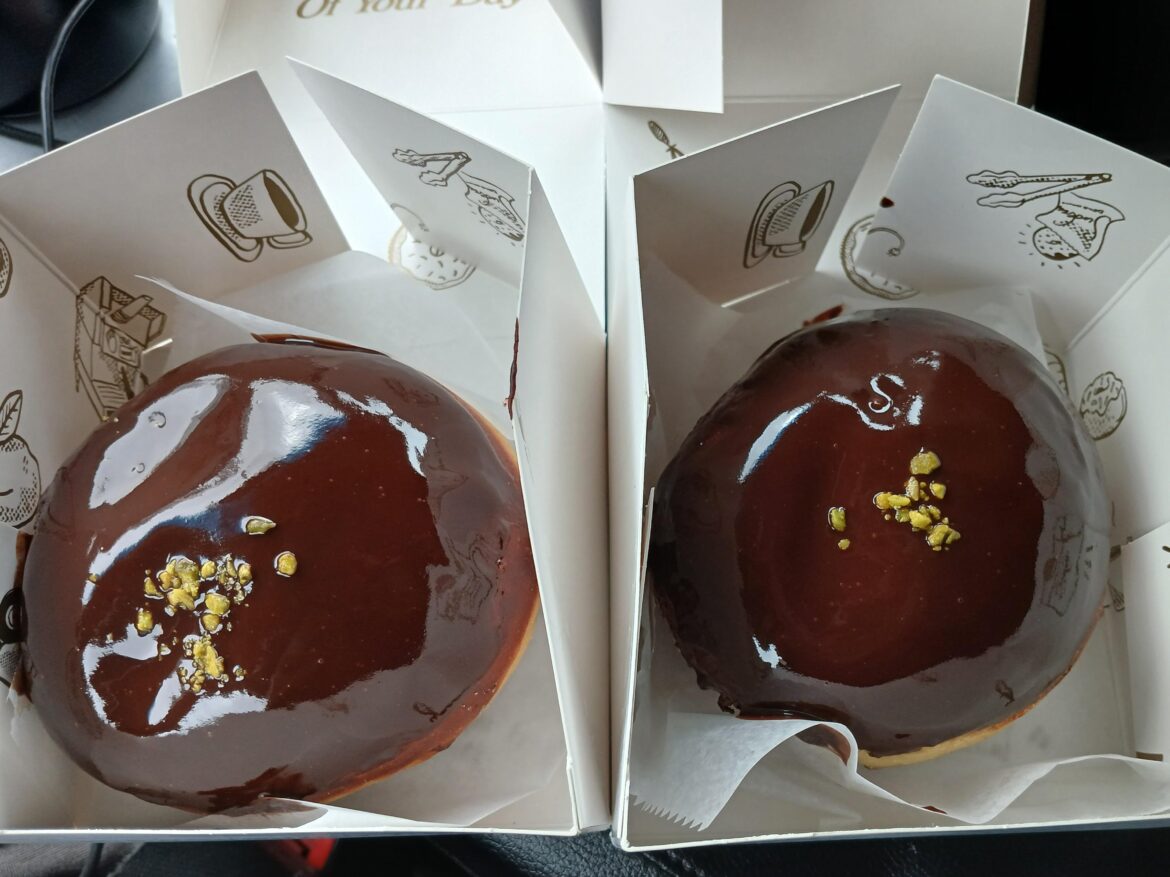 Dubai chocolate donut