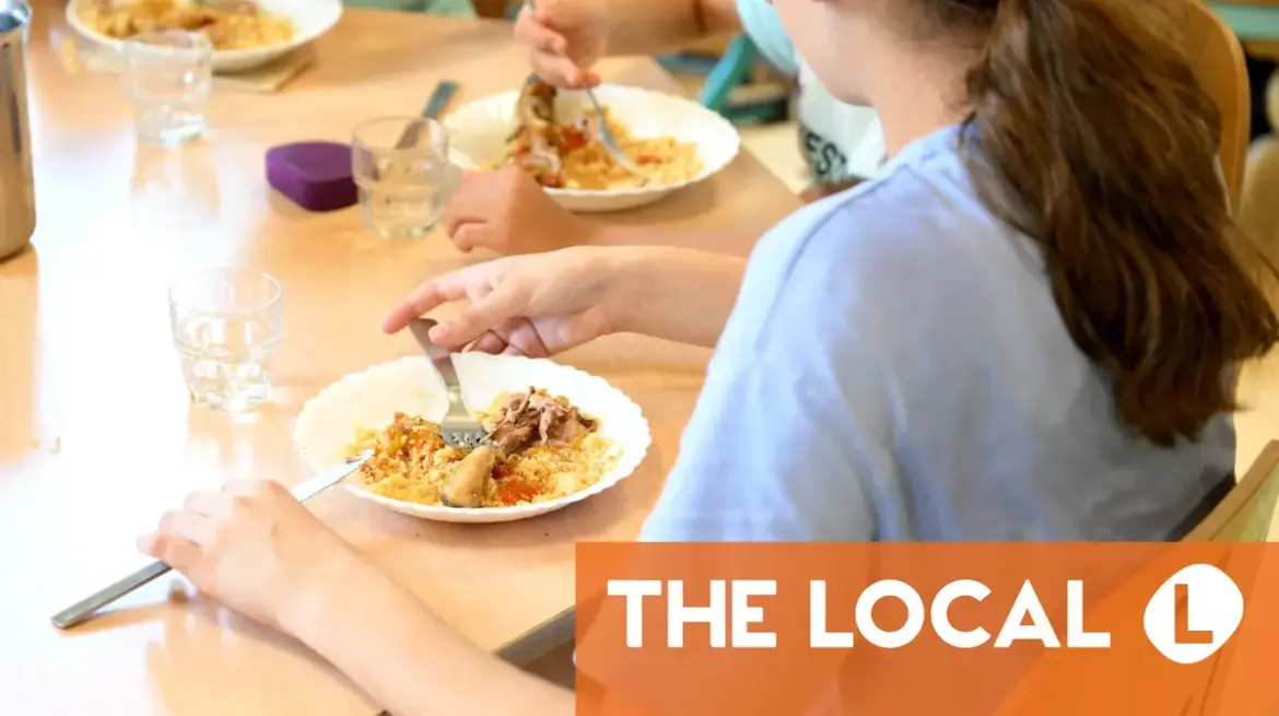 Are packed lunches really banned in French schools?