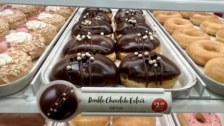Double Chocolate Éclair doughnuts