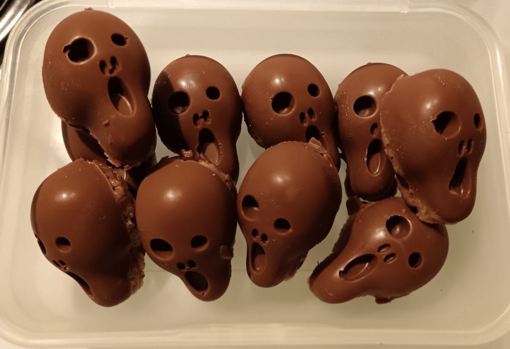 This is kinda silly: screaming vegan Twix bites