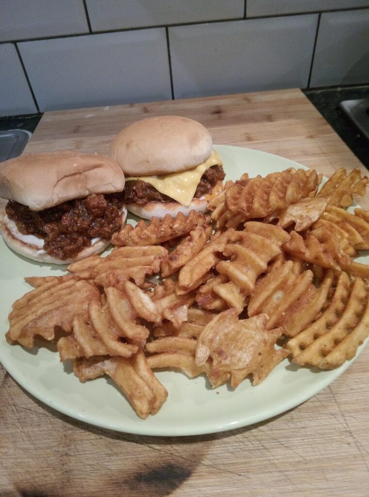 Decided to go home for dinner, but home is across a very large body of water, so, Sloppy Joes and waffle fries with funnel cake for dessert.