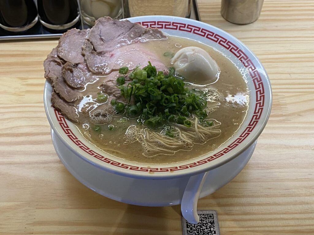 Best ramen I had outside of Japan - Tonkotsu at Ikemen Ramen