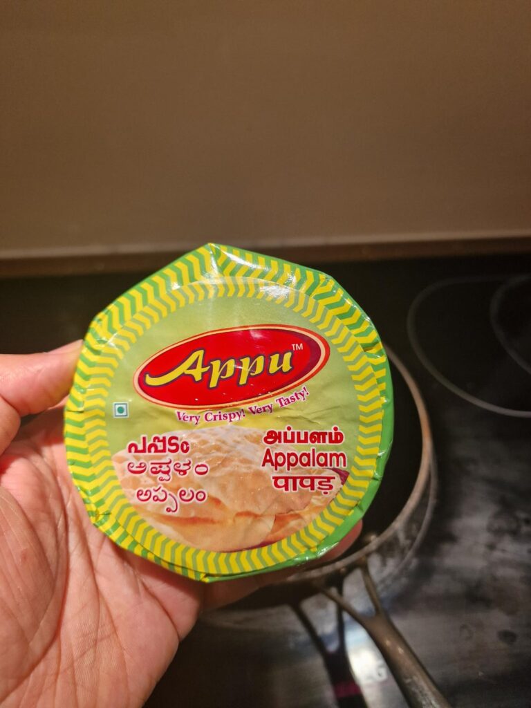 Frying some poppadoms