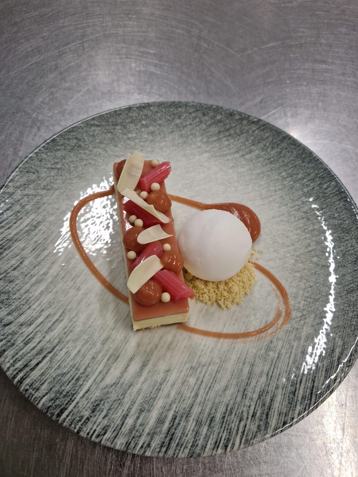 Rhubabrb and white chocolate tart,elderflower and champagne