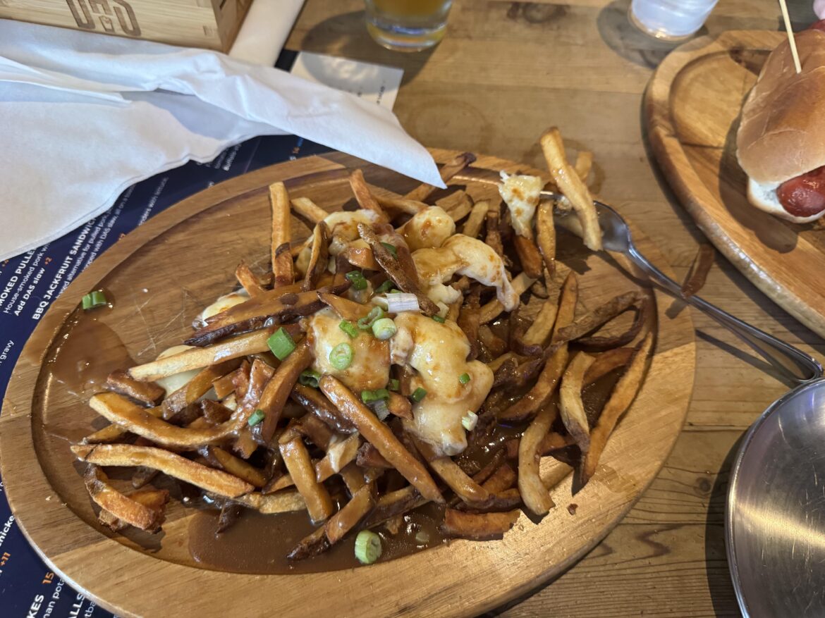 Poutine served like this is a war crime