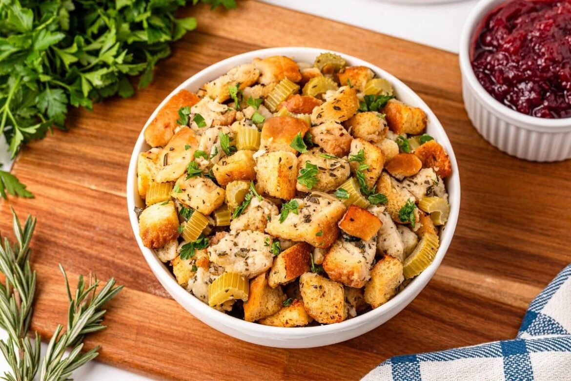 Easy Garlic Herb Stuffing