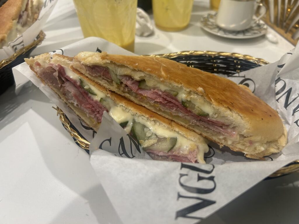 Boys, I did a thing. Sanguich, Miami.