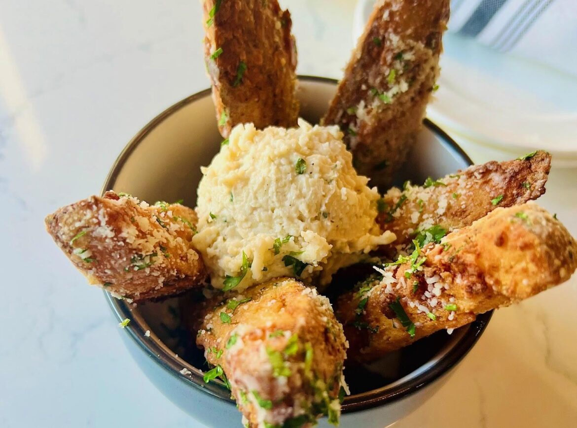 Sterling’s Local Provisions expands lunch with new dishes, hours