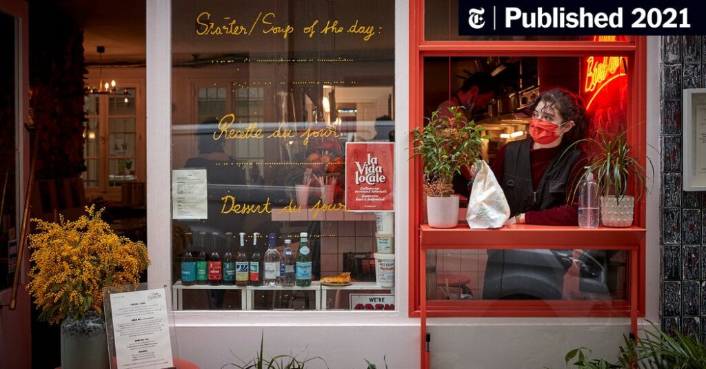 France to Scrap Law Banning Desk Lunches