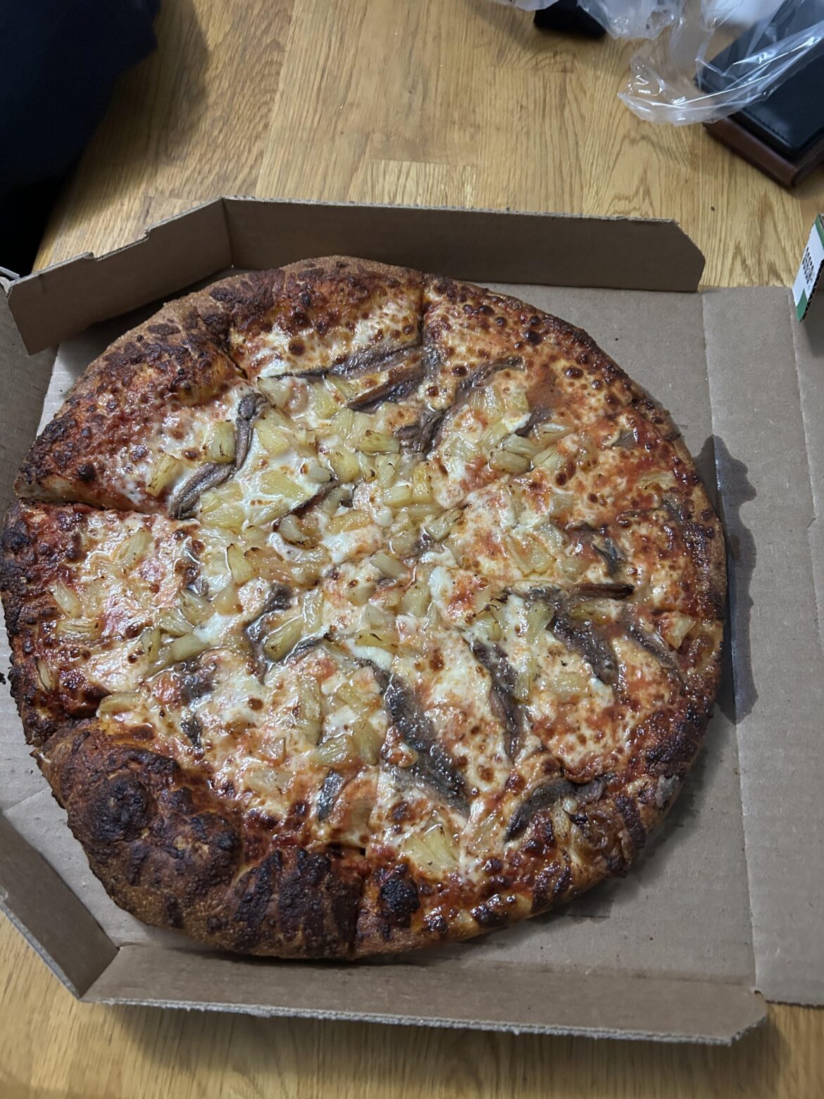 Double pineapple, Double anchovy
