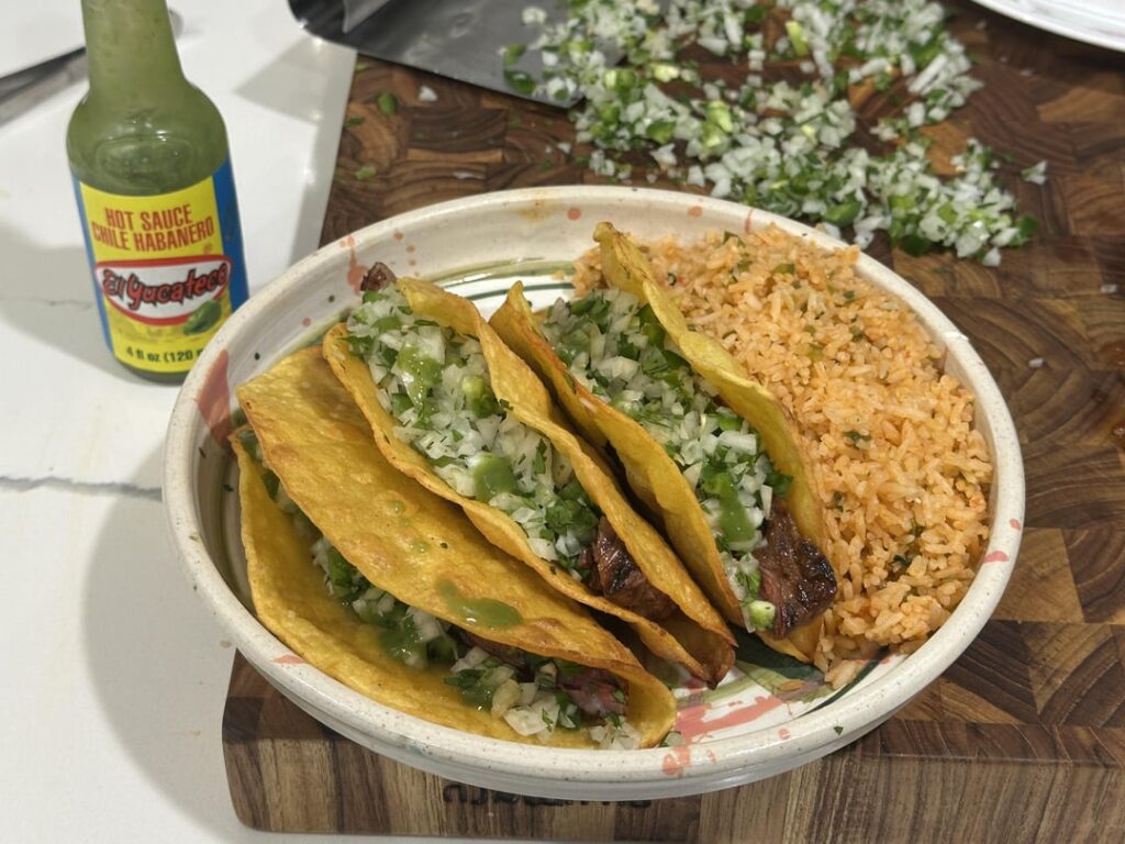 r/food says my tacos have too much onion. i say nuh uh.