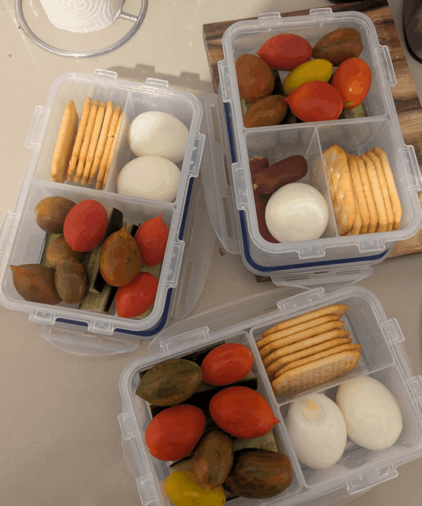 Feeling like a 10yo making myself snack packs Feeling like a 10yo making myself snack packs