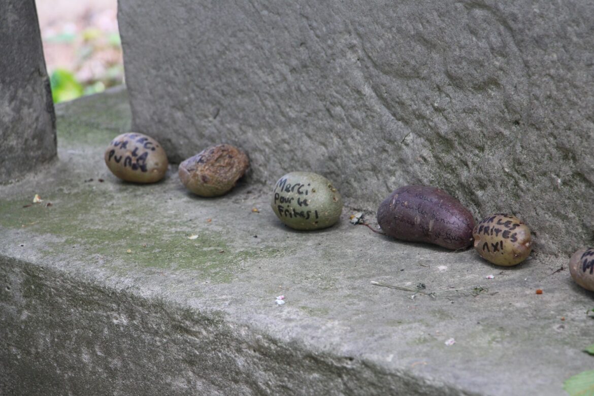 Why French People Leave Potatoes on This 19th-Century Agronomist’s Grave Parmentier Tomb