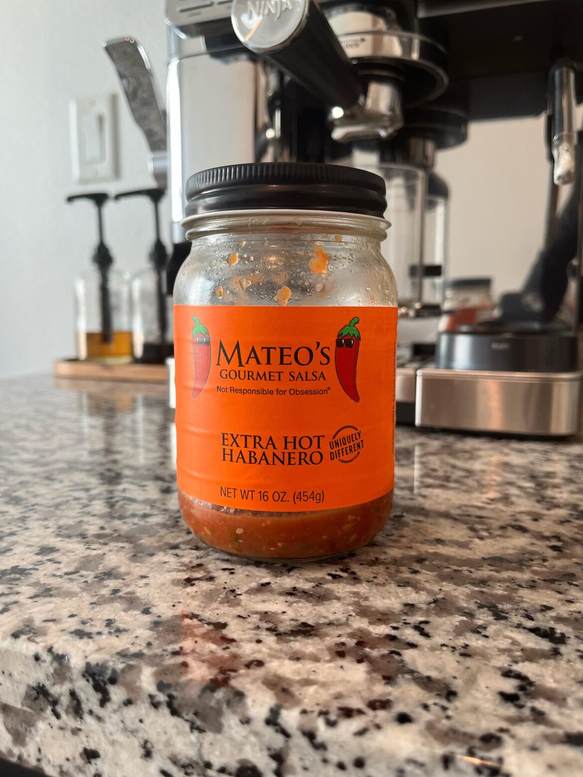 Does anyone have the recipe for Mateo’s extra hot habanero salsa? So