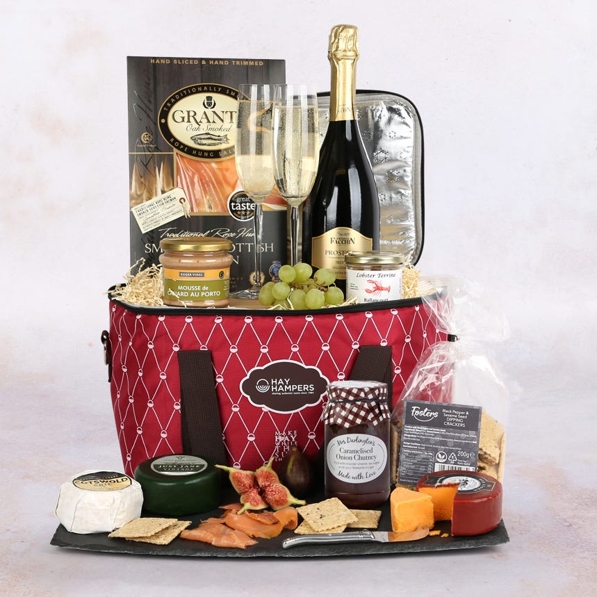 Pleasing Prosecco Picnic Hamper