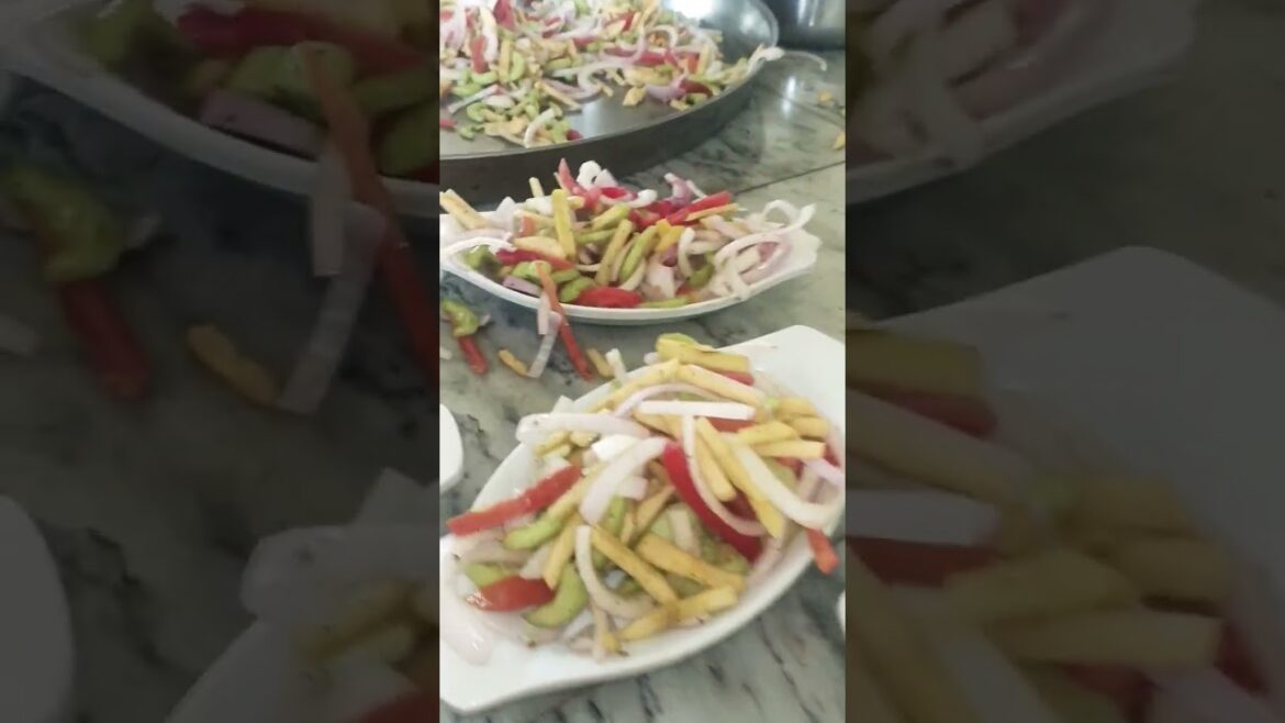 Making Vagitable Turkish Salad #healthy #food #salad #shorts #foodshorts #chef #foodie #saladbar