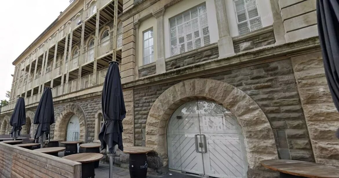 Popular Greek restaurant moving to new harbourside venue Ipso logo