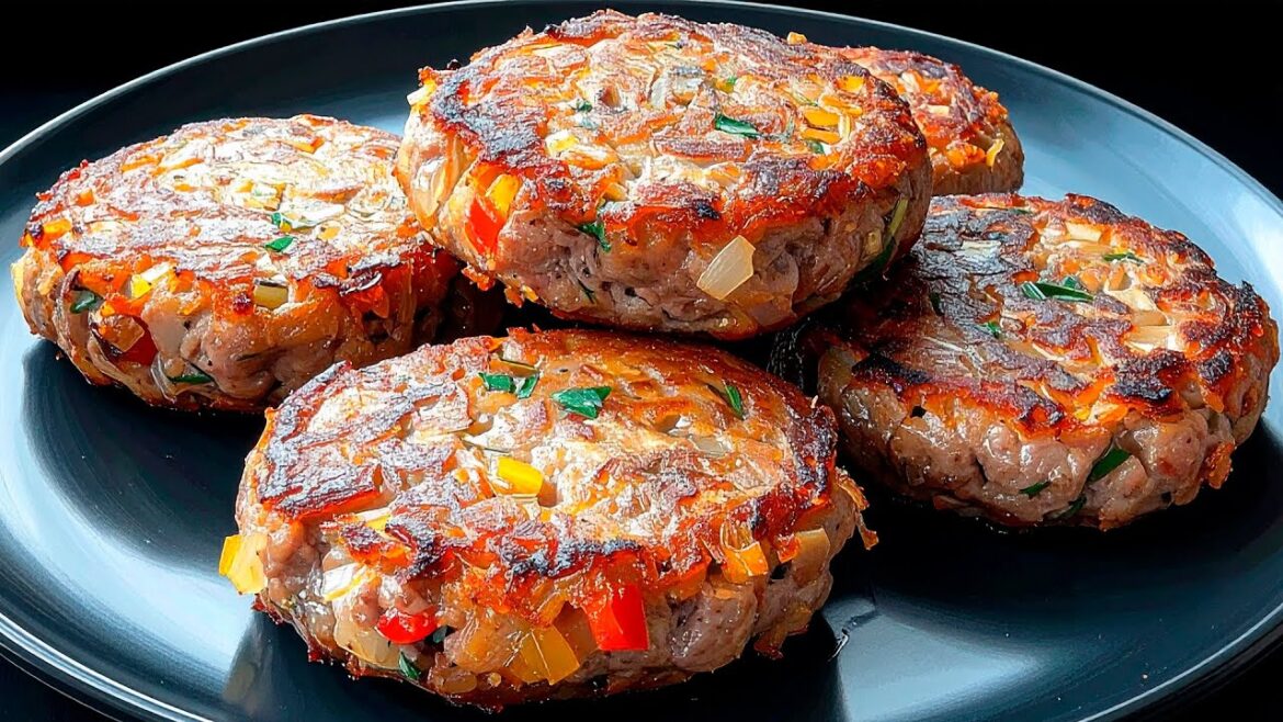 Einfach 2 Eier und Hähnchenfilet verrühren! Ein 10-Minuten-Gericht, das Sie begeistern wird. Einfach 2 Eier und Hähnchenfilet verrühren! Ein 10-Minuten-Gericht, das Sie begeistern wird.