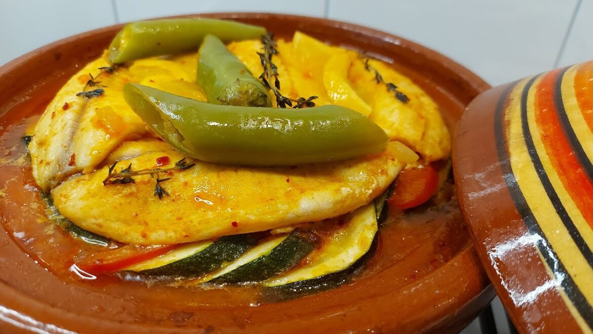 Moroccan Fish Tajine Recipe طاجين الحوت (السمك)الأبيض بمذاق رائع مع اضافة تزيدو لذة جربوه واحكمو Moroccan Fish Tajine Recipe طاجين الحوت (السمك)الأبيض بمذاق رائع مع اضافة تزيدو لذة جربوه واحكمو