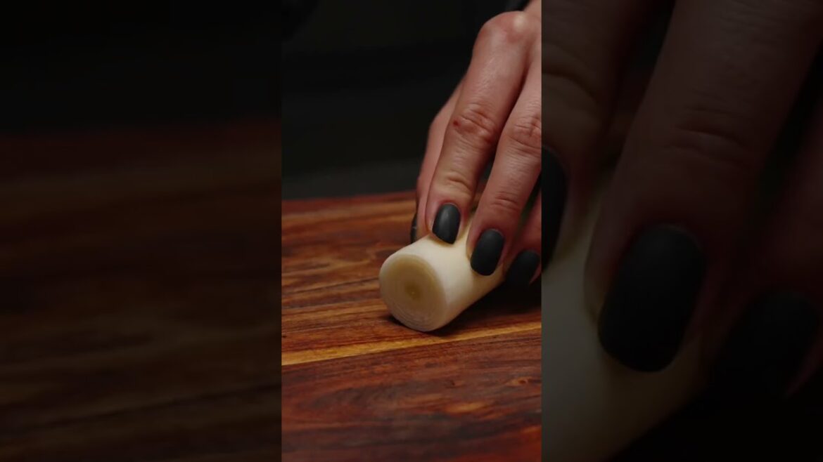 Burrata Stuffed Mushrooms: The CHEESIEST Portabella Recipe Burrata Stuffed Mushrooms: The CHEESIEST Portabella Recipe