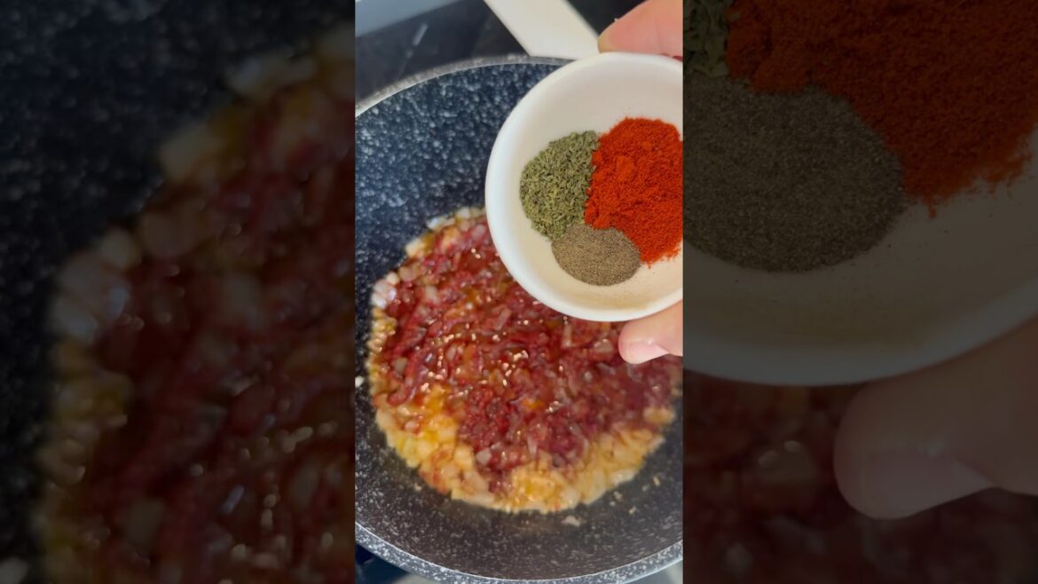 ANNE USULÜ DOMATESLİ BULGUR PİLAVI~KISA SÜREDE HAZIR ~Viral Turkish Pilaf in Just 10 Minutes! #food ANNE USULÜ DOMATESLİ BULGUR PİLAVI~KISA SÜREDE HAZIR ~Viral Turkish Pilaf in Just 10 Minutes! #food