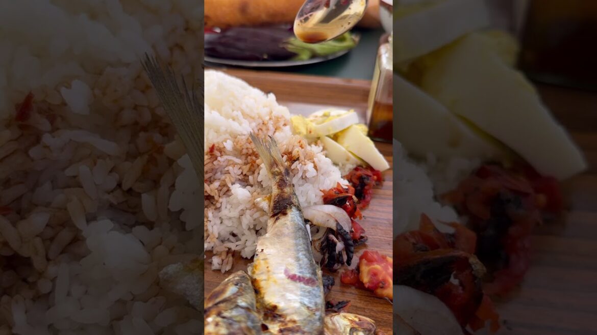 inihaw nga sardines w/rice i saw saw sa spicy sauce, w/kamatis, onions and talong #filipinofood