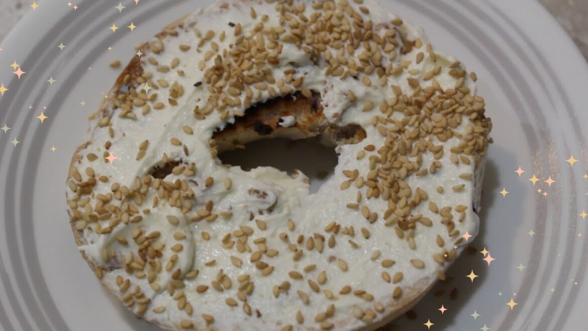 Creamy Labneh (Lebanese Yogurt Cheese) – Easy & Delicious Creamy Labneh (Lebanese Yogurt Cheese) – Easy & Delicious