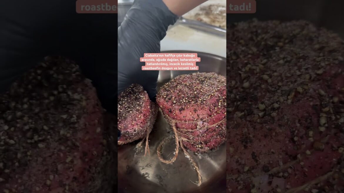 Ciabata ekmeğinin  arasına roastbeef’in muhteşem uyumu #roastbeef #ciabatta #sandviç #ekmek #tarif Ciabata ekmeğinin  arasına roastbeef’in muhteşem uyumu #roastbeef #ciabatta #sandviç #ekmek #tarif