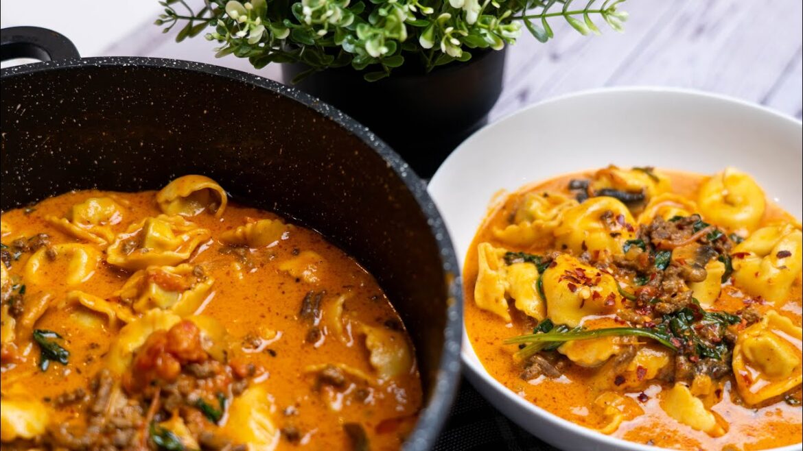 Creamy Tortellini Soup with Mince Beef | One-Pot Italian Pasta Dinner Creamy Tortellini Soup with Mince Beef | One-Pot Italian Pasta Dinner