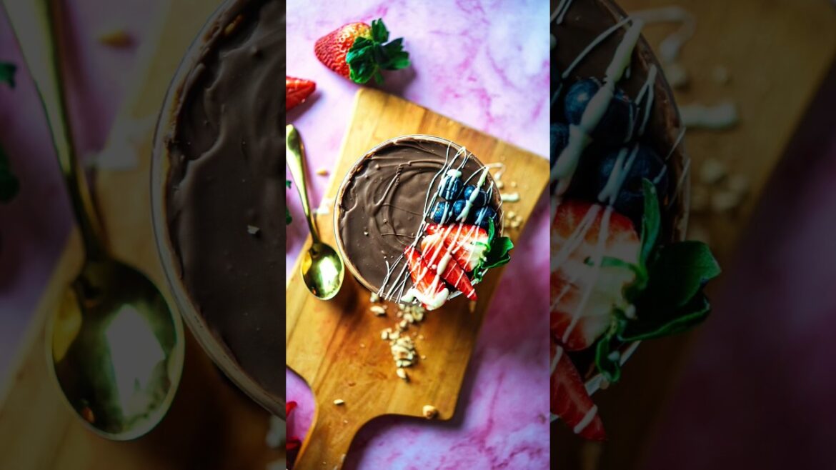 Viral High-Protein Yogurt Bowl That Has 30g Protein! #short #recipe #easyrecipes