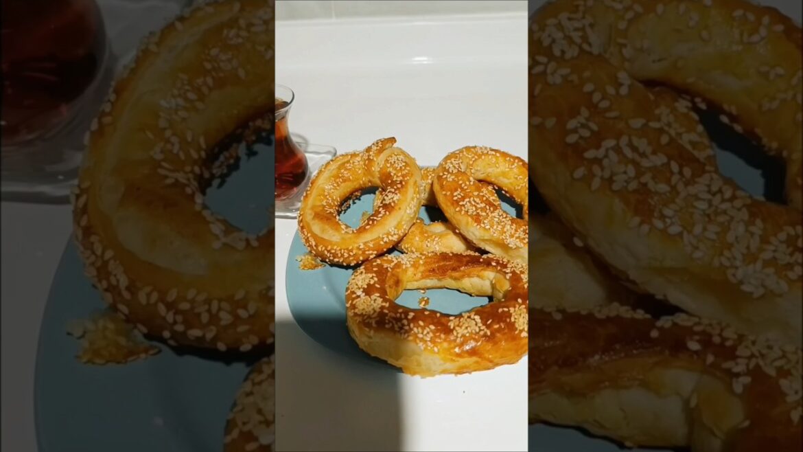 Çıtır Çıtır Açma Simit Tarifi Peynirli Kıymalı#türkmutfağı #enfesyemektarifi #borekler #food#recipe Çıtır Çıtır Açma Simit Tarifi Peynirli Kıymalı#türkmutfağı #enfesyemektarifi #borekler #food#recipe