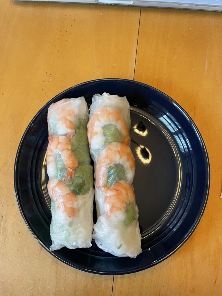 giant shrimp spring rolls calories?