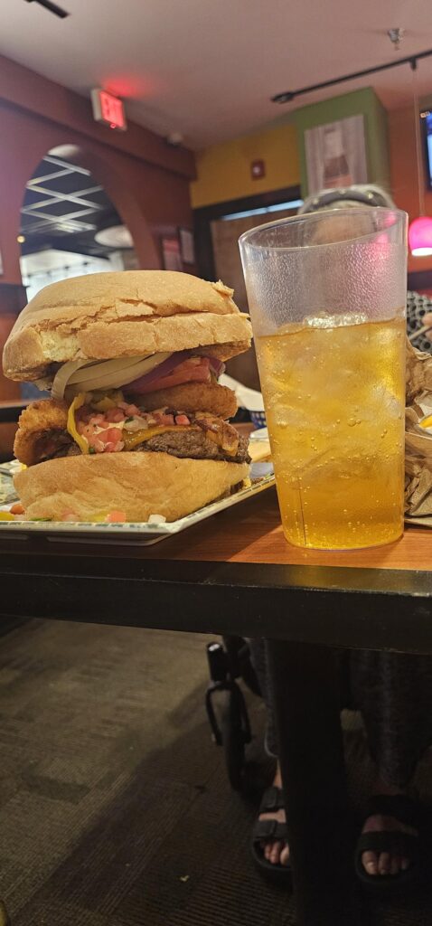 Smokehouse burger Fuddruckers