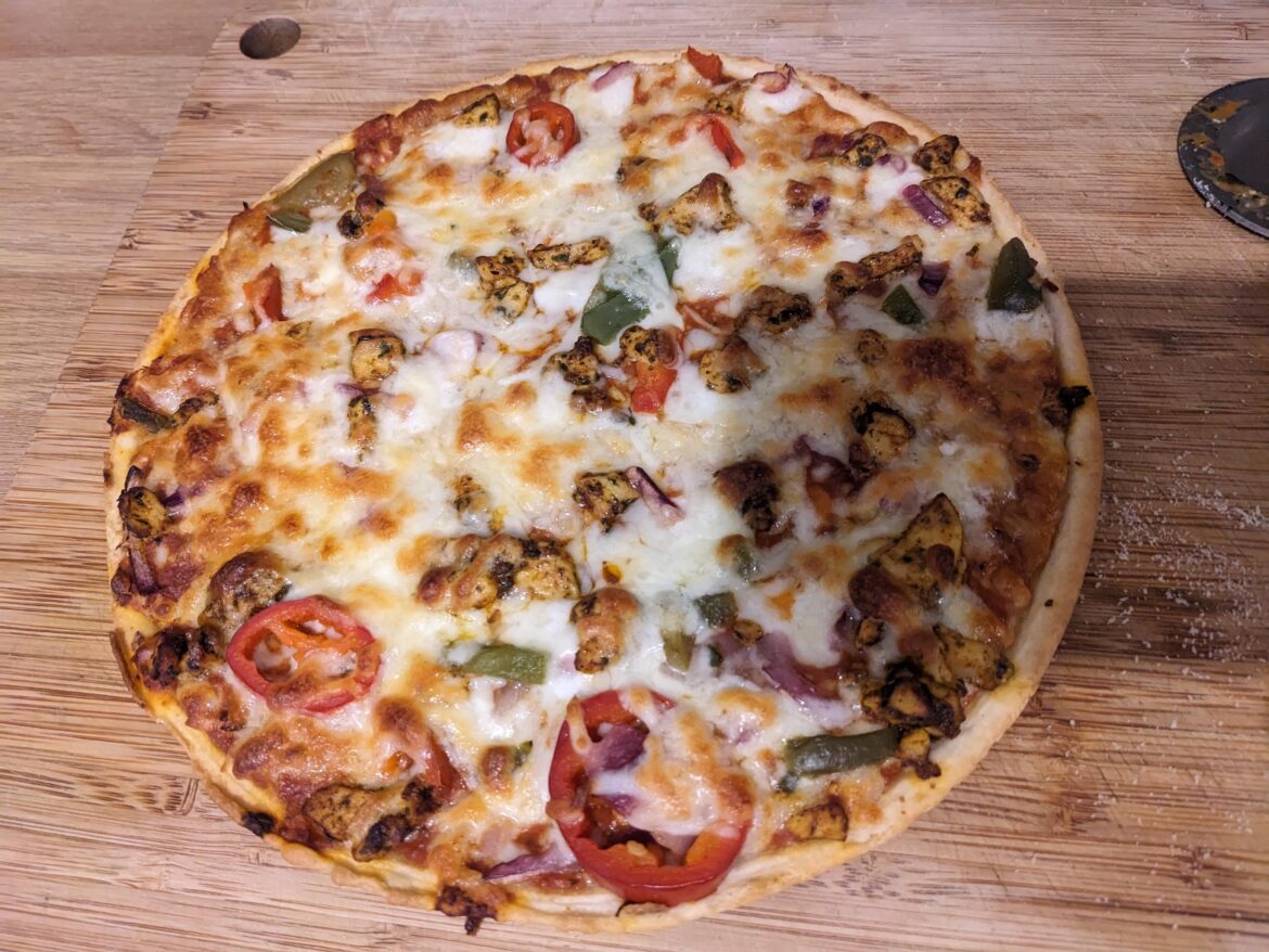 I bought the £1.49 fahjita pizza for dinner