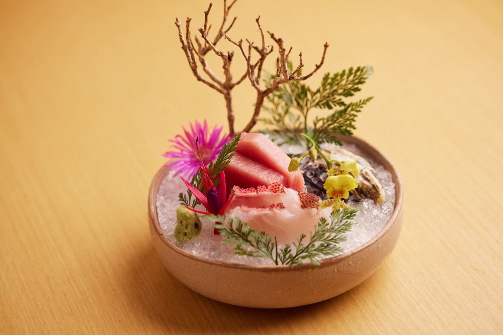 Kisetsu Sashimi, from Ryo Gastronomia, recipient of One MICHELIN Star in São Paulo. © Kenzo Sanematsu/Ryo Gastronomia