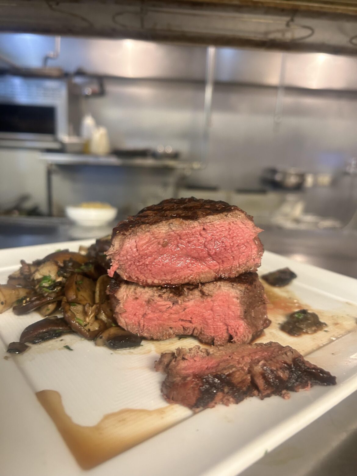 Is this medium or medium rare? got sent back from customer who said this was only medium