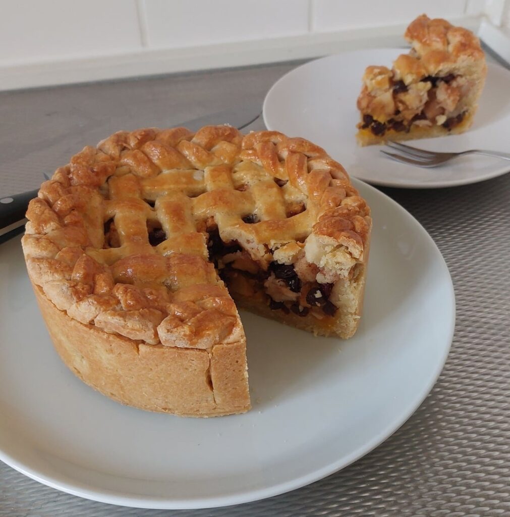 Apple pie after 3 attempts