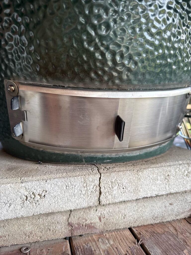 Bought a used big green egg of Facebook, used it for a week, and just noticed a crack on the bottom. Am I screwed?