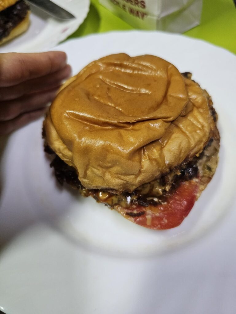 How many calories are in this Smashburger?