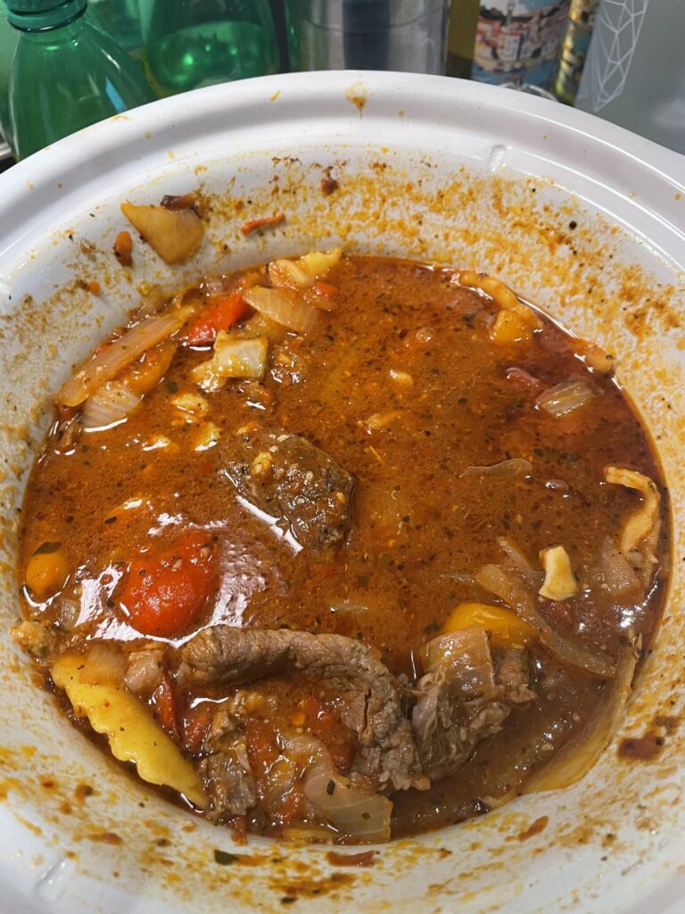 Broke in the 4 qt Slow Cooker with Spicy Steak Pizzaiola and Mushroom Ravioli