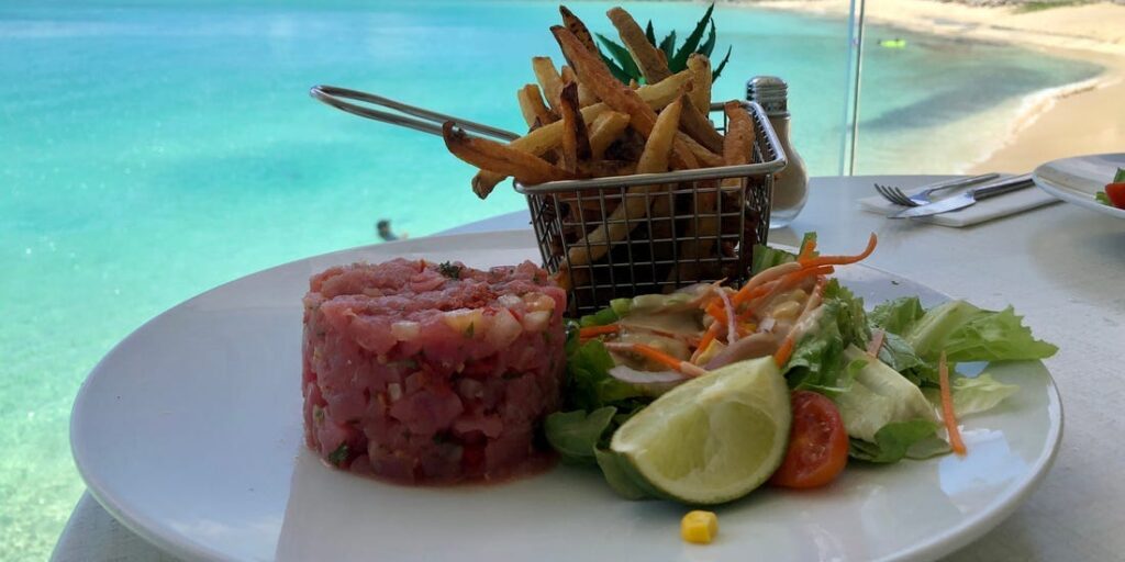 Best Places to Eat in St. Martin, According to a Local