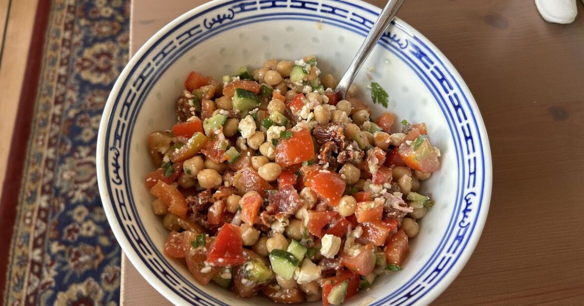 I tried making the viral ‘dense bean salad’ — it kept me full for hours I tried making the viral 'dense bean salad' — it kept me full for hours
