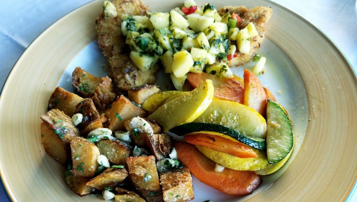 Where to eat? Sewall's Point offers eclectic dining choices