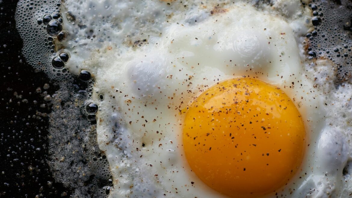 How A Nutritionist Eats 100g Of Protein Every Day How A Nutritionist Eats 100g Of Protein Every Day