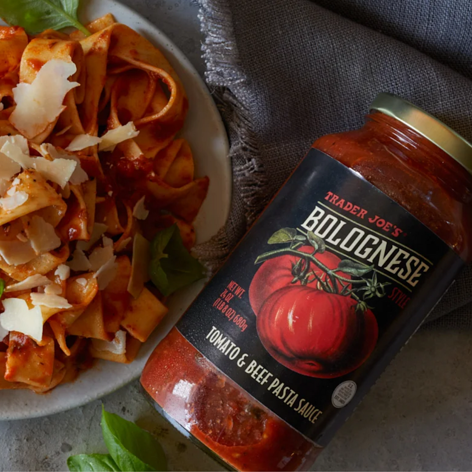 Bolognese Style Tomato & Beef Pasta Sauce | Trader Joe's