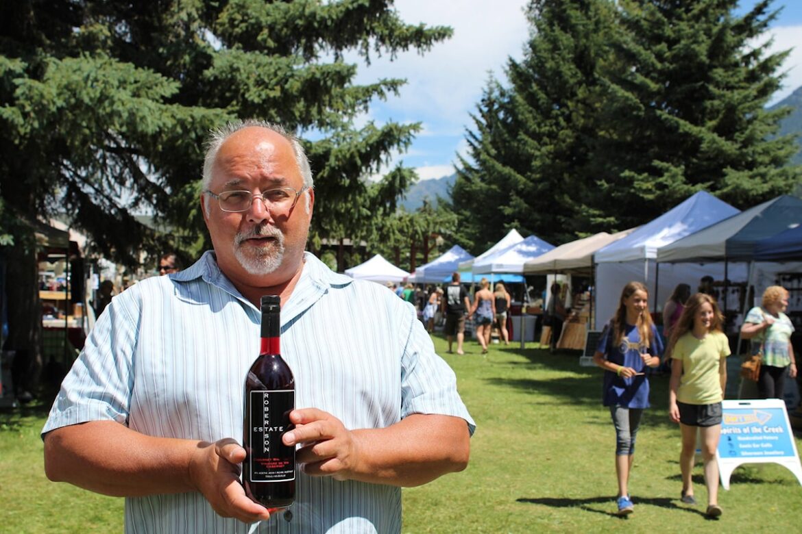 Robertson Estate Wine Vinegar sets up at Mountain Market Robertson Estate Wine Vinegar sets up at Mountain Market