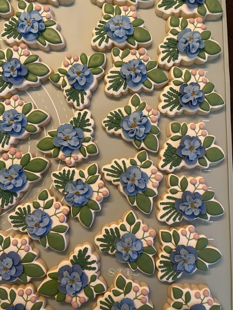 100 wedding cookies done!