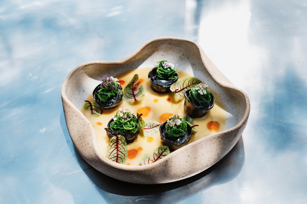 New Bib Gourmand Jacó in São Paulo, run by Young Chef Award winner Iago Jacomussi. © Guilherme Galembeck/Jacó