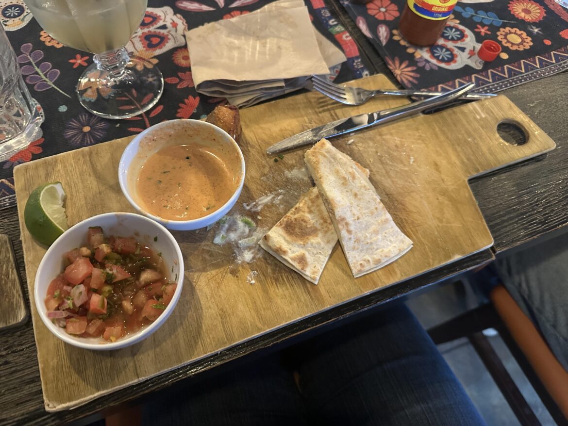 Mexican Place Serves All Entrees on Boards