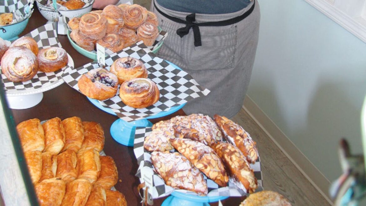 Brewster bakery to reopen; Pilgrim Monument bar